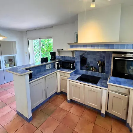 Les Terrasses De Giens Villa