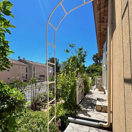 Les Terrasses De Giens *