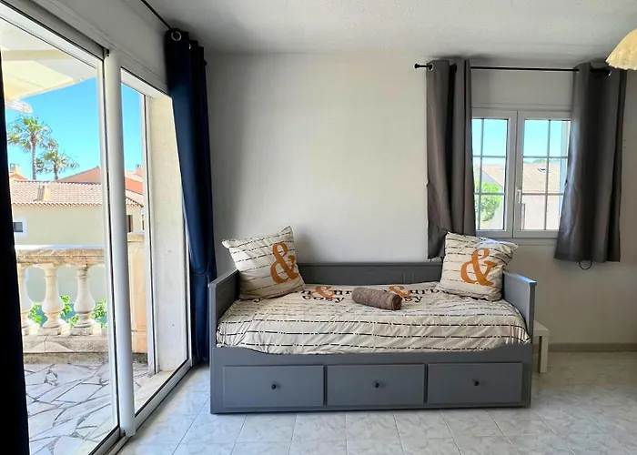 Les Terrasses De Giens Villa