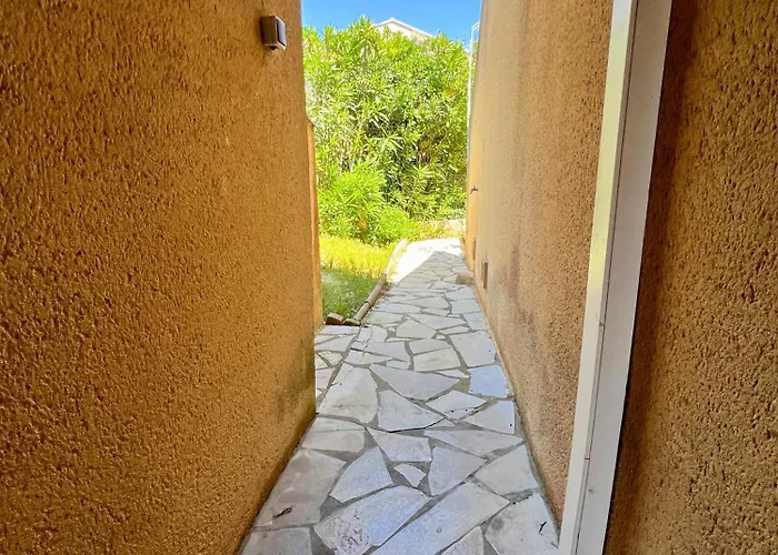 Villa Les Terrasses De Giens