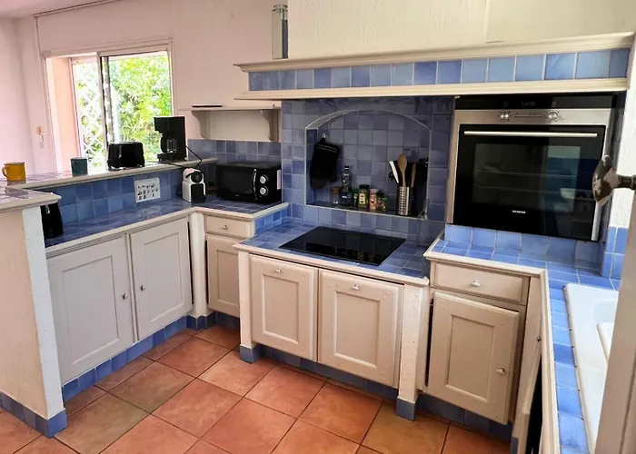 Les Terrasses De Giens Villa Hyères