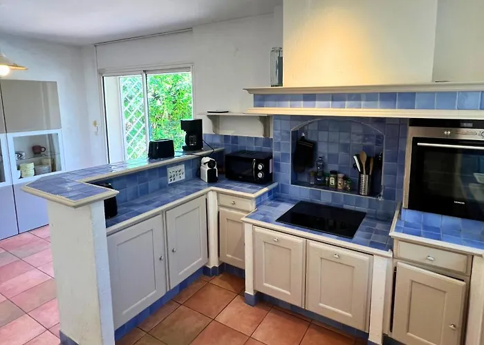 Les Terrasses De Giens Villa